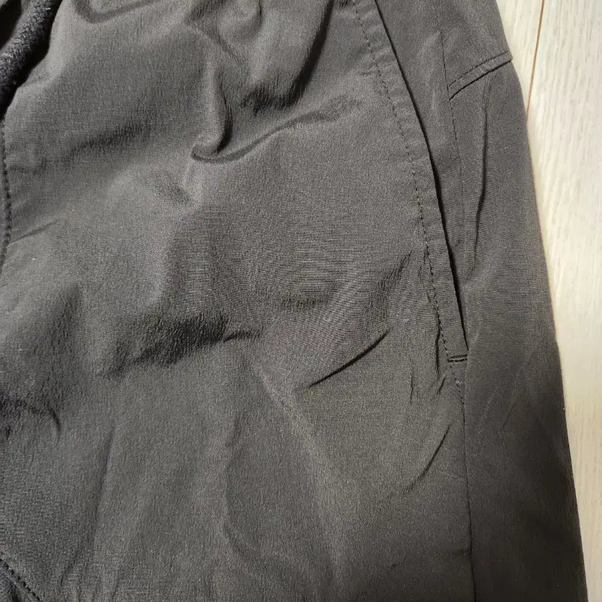[SOLD OUT] 새상품급)뉴발란스 NBNVE32623 / UNI 프로즌 4.5부 카고 숏