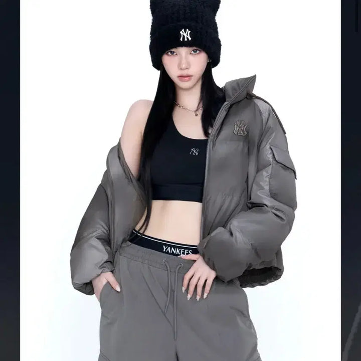 [SOLD OUT] ( 카리나 착용) 엠엘비 썸머 미야옹 비니 Black 새상품