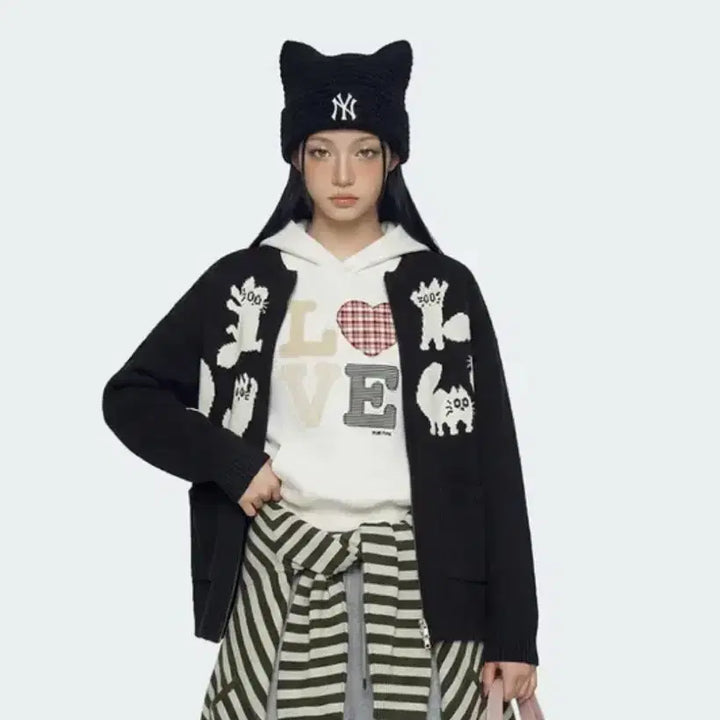[SOLD OUT] ( 카리나 착용) 엠엘비 썸머 미야옹 비니 Black 새상품