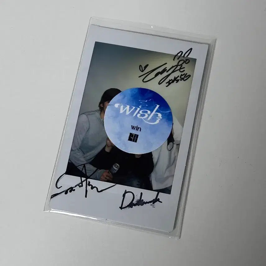 [BUNJANG] May 5th Wish Concert Group Signed Polaroid / 오월오일 위시콘 단체 싸인 폴라로이드 싸폴
