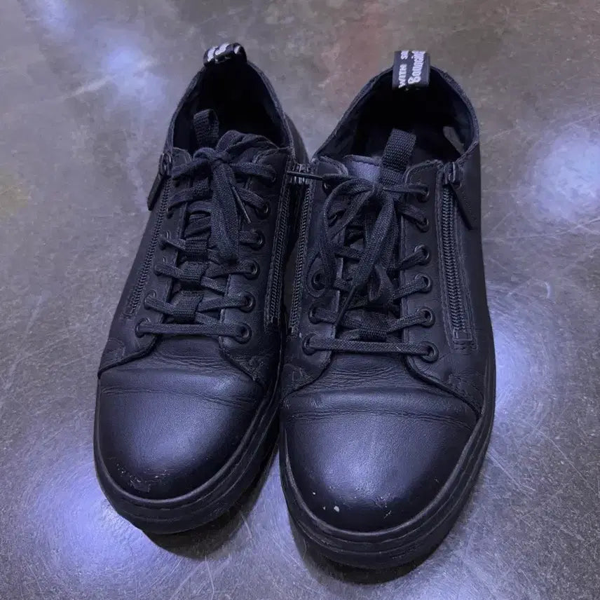 [BUNJANG] Dr. Martens Dante Black Leather Zipper Sneakers / 닥터마틴 단테 블랙 레더 지퍼 스니커즈 260