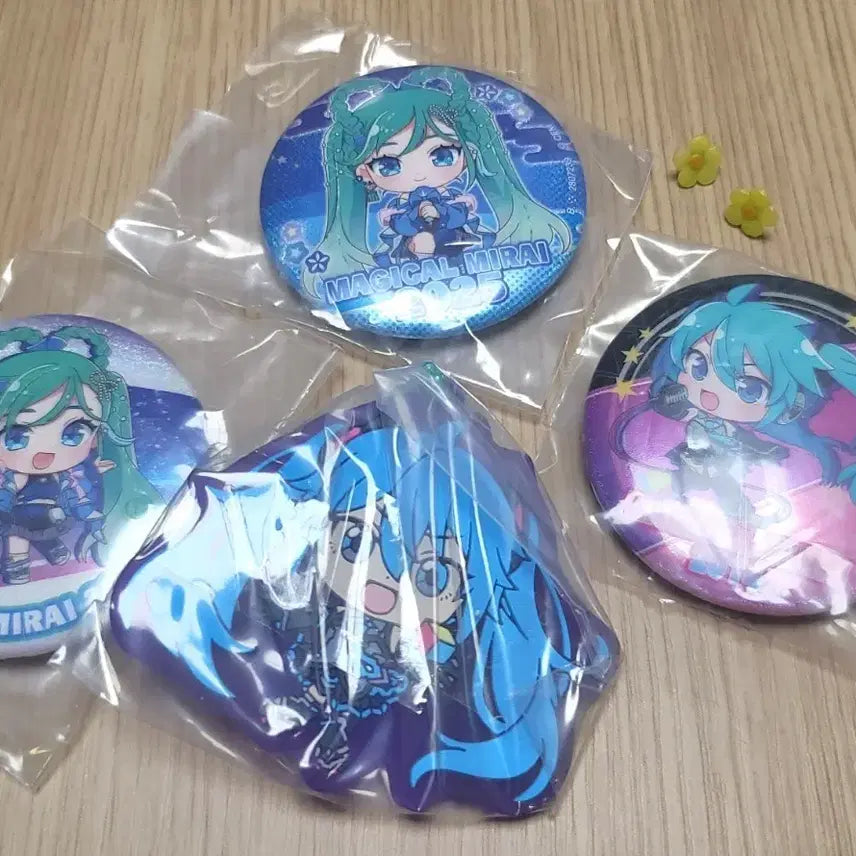 [BUNJANG] Hatsune Miku Magical Mirai Badge Set / 하츠네 미쿠 Magical Mirai 뱃지 세트
