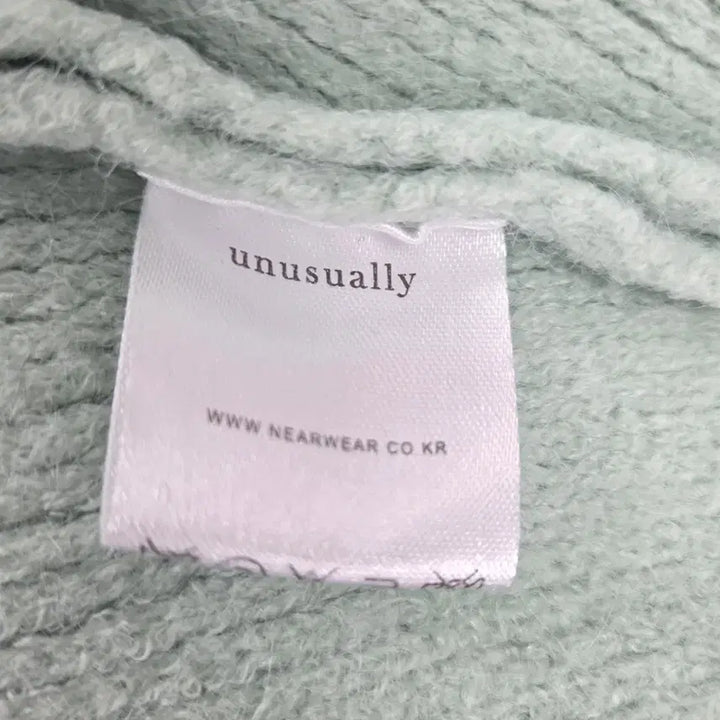 [SOLD OUT] 빈티지 만원샵 UNUSUALLY 민트 니트