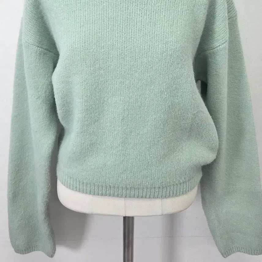 [SOLD OUT] 빈티지 만원샵 UNUSUALLY 민트 니트