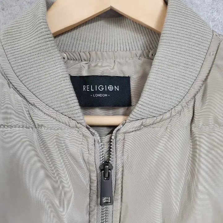 [BUNJANG] RELIGION Padded Short Jacket / RELIGION 릴리젼 패딩 점퍼(새상품)