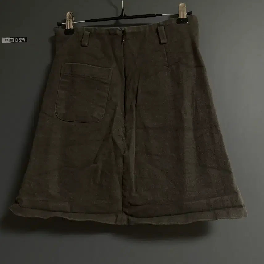 [BUNJANG] MIHO Khaki Skirt M / MIHO 카키 스커트 M