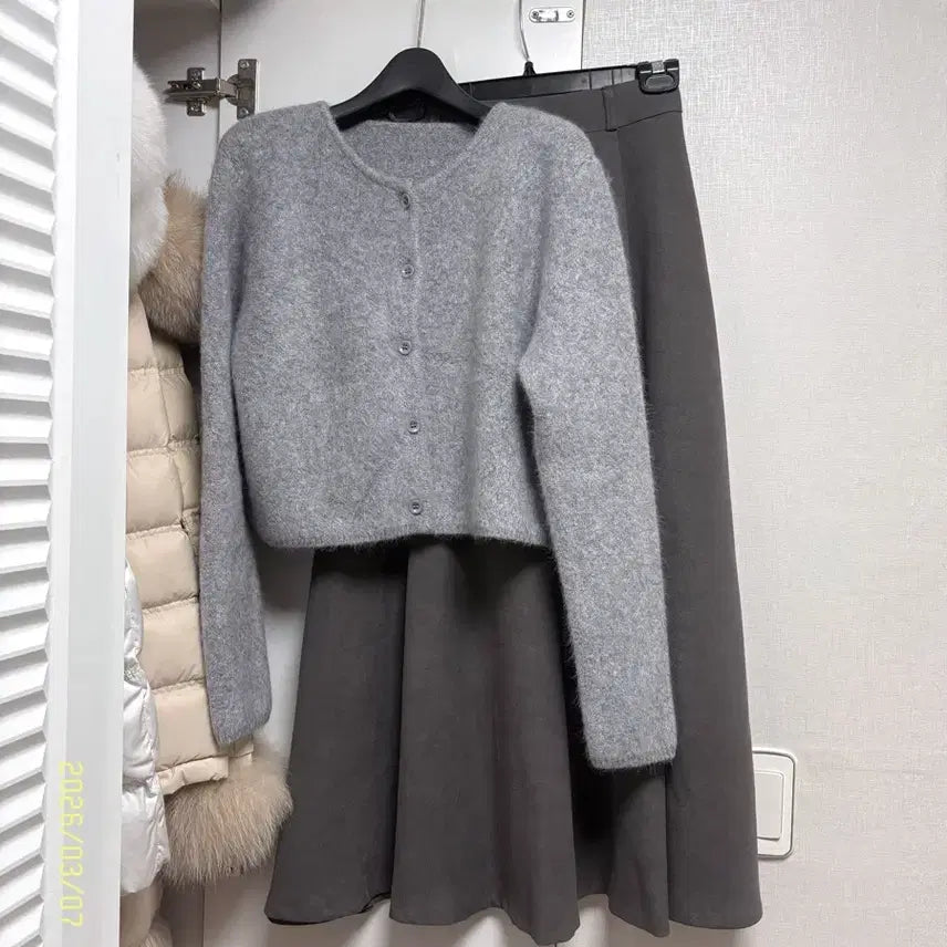 [BUNJANG] Angora Cardigan &amp; Flare Long Skirt Set / 럭셜 앙고라 가디건&amp; 플레어 롱스커트