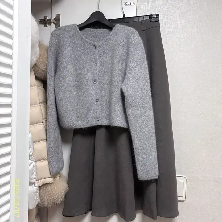 [BUNJANG] Angora Cardigan &amp; Flare Long Skirt Set / 럭셜 앙고라 가디건&amp; 플레어 롱스커트