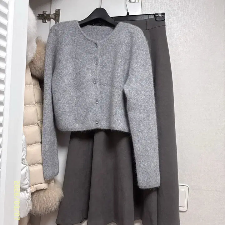 [BUNJANG] Angora Cardigan &amp; Flare Long Skirt Set / 럭셜 앙고라 가디건&amp; 플레어 롱스커트