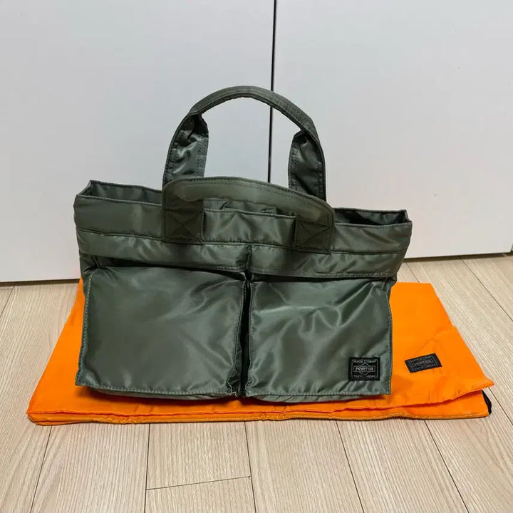 [SOLD OUT] 포터 탱커 뉴 토트백 세이지그린