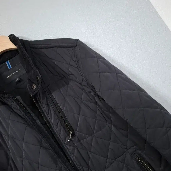 [BUNJANG] Banana Republic Black Quilted Jacket - M / 바나나리퍼블릭 블랙 퀼팅 자켓 M