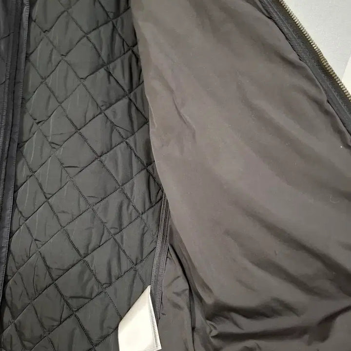[BUNJANG] Banana Republic Black Quilted Jacket - M / 바나나리퍼블릭 블랙 퀼팅 자켓 M