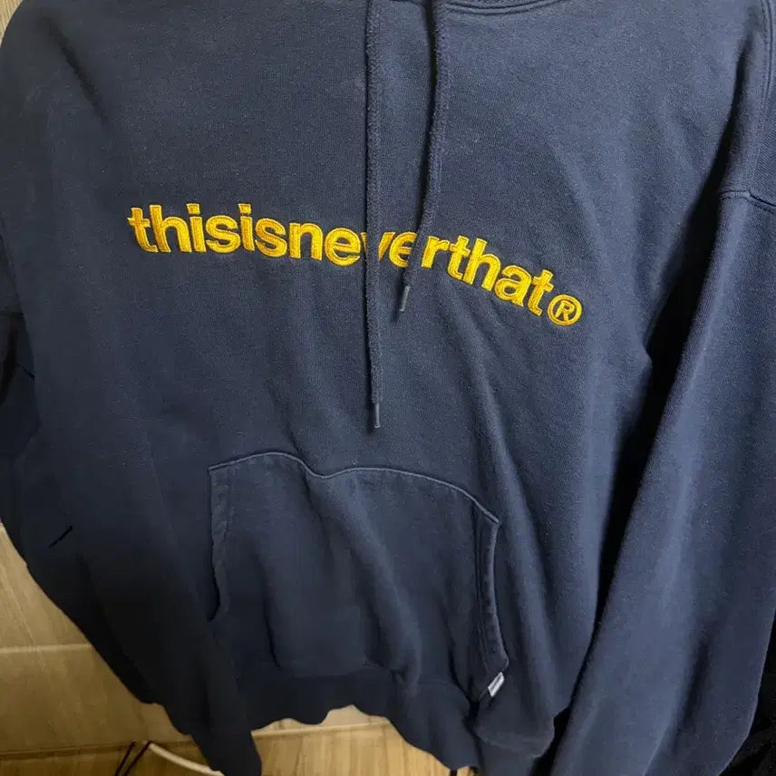 [BUNJANG] thisisneverthat Navy Hoodie / 디스이즈네버댓 후드티 네이비