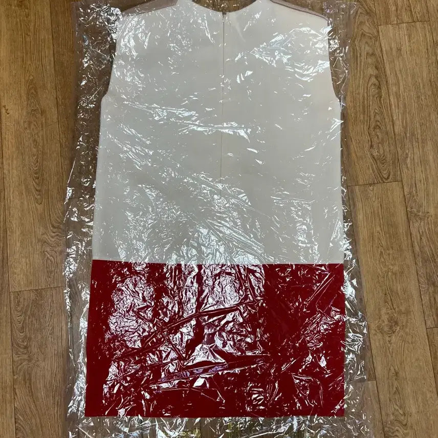 [SOLD OUT] 로우클래식 투톤원피스 드라이완료