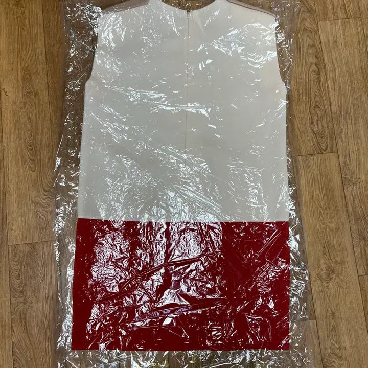 [SOLD OUT] 로우클래식 투톤원피스 드라이완료