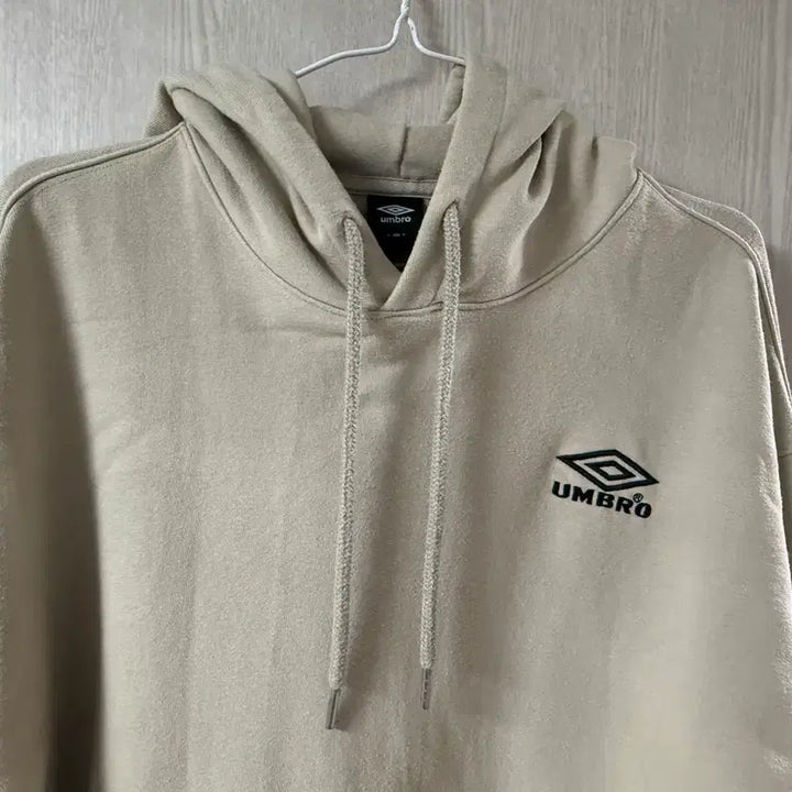 [BUNJANG] Umbro Beige Hoodie / 엄브로 후드티 베이지색