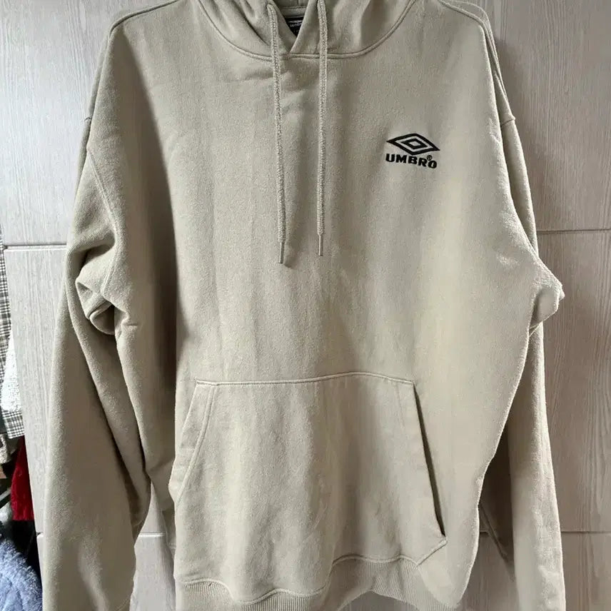 [BUNJANG] Umbro Beige Hoodie / 엄브로 후드티 베이지색
