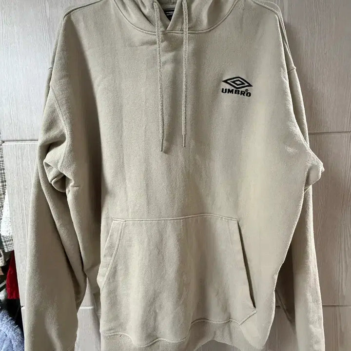 [BUNJANG] Umbro Beige Hoodie / 엄브로 후드티 베이지색