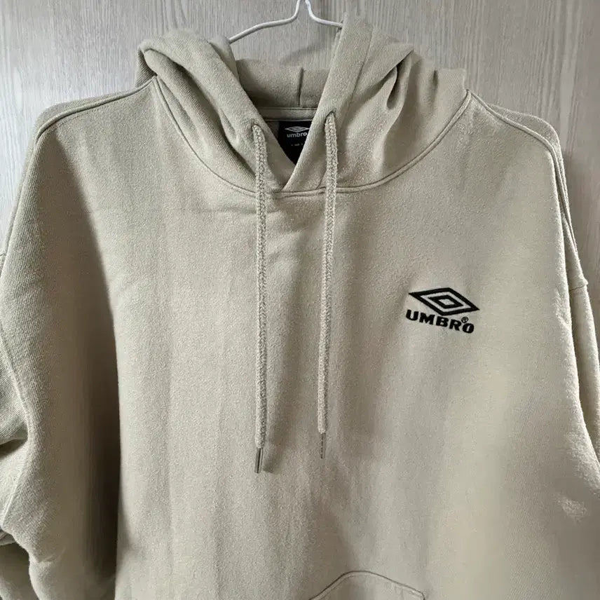 [BUNJANG] Umbro Beige Hoodie / 엄브로 후드티 베이지색