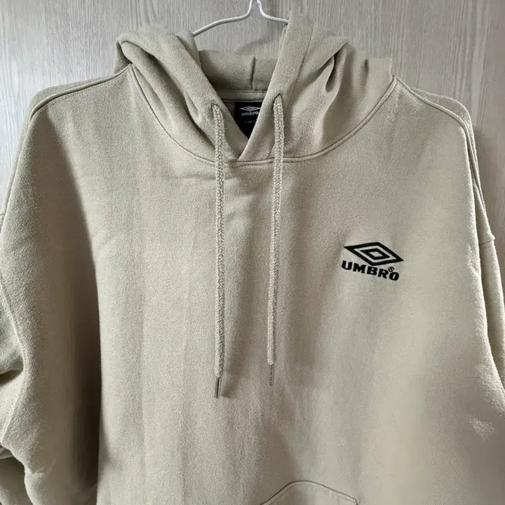 [BUNJANG] Umbro Beige Hoodie / 엄브로 후드티 베이지색