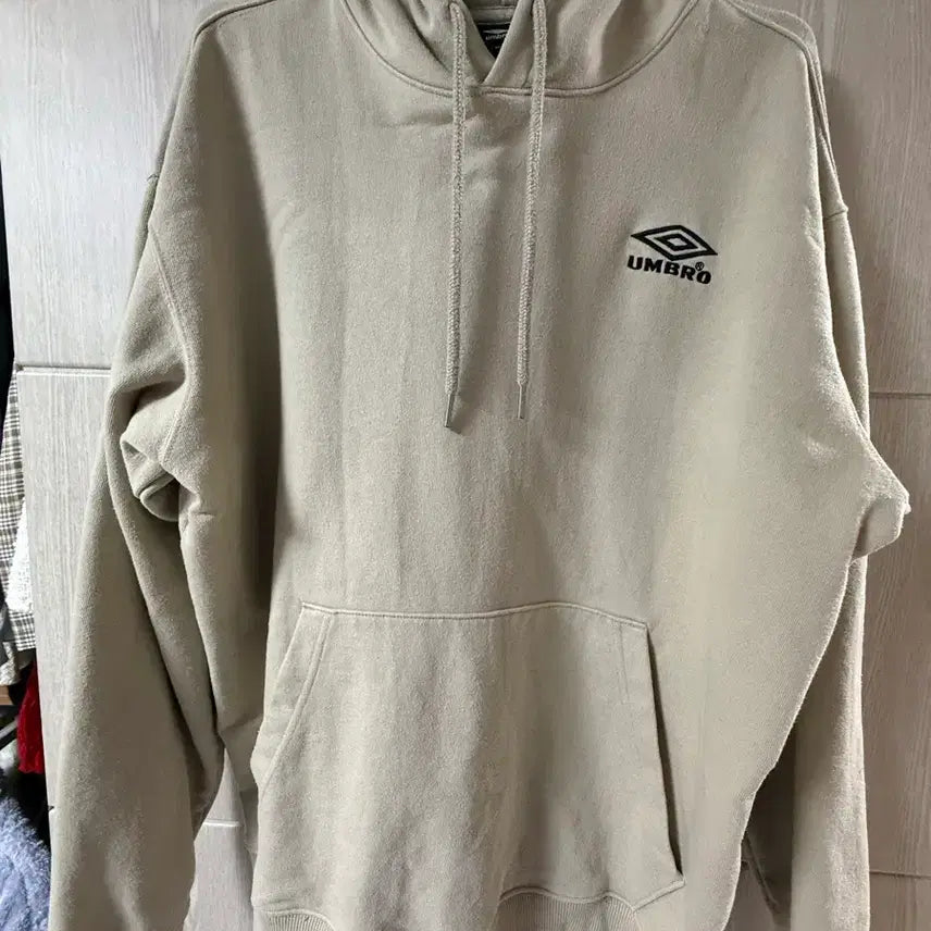 [BUNJANG] Umbro Beige Hoodie / 엄브로 후드티 베이지색