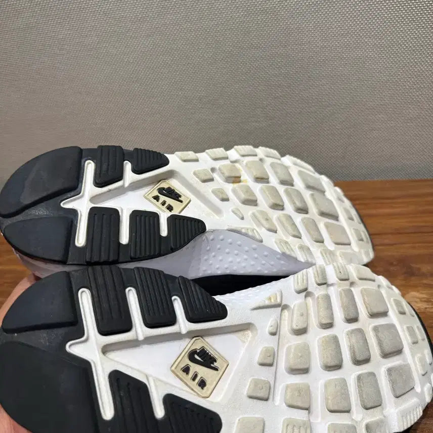 [SOLD OUT] 나이키 여성운동화