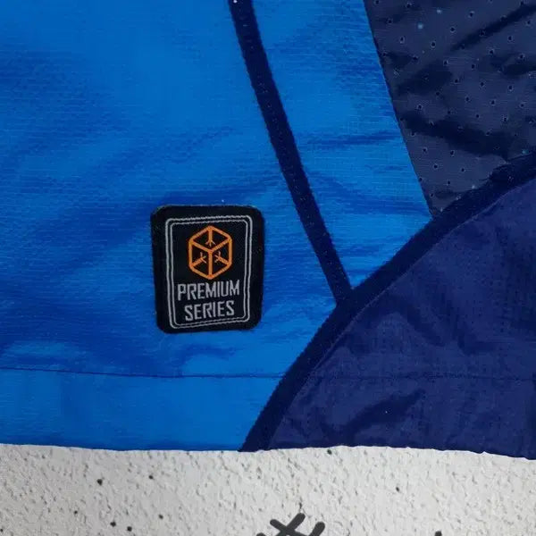[BUNJANG] MARK Ultralight Windbreaker Hooded Jacket - Blue / 마크 MARK 초경량 바람막이 후드 자켓 블루 3800135
