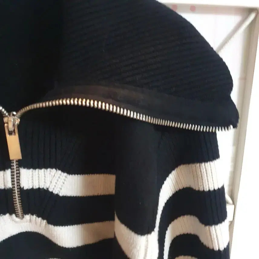 [BUNJANG] ZARA Knit Sweater / 자라 니트 스웨터/55-66