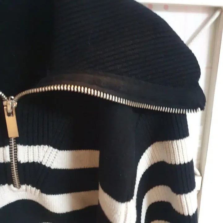 [BUNJANG] ZARA Knit Sweater / 자라 니트 스웨터/55-66