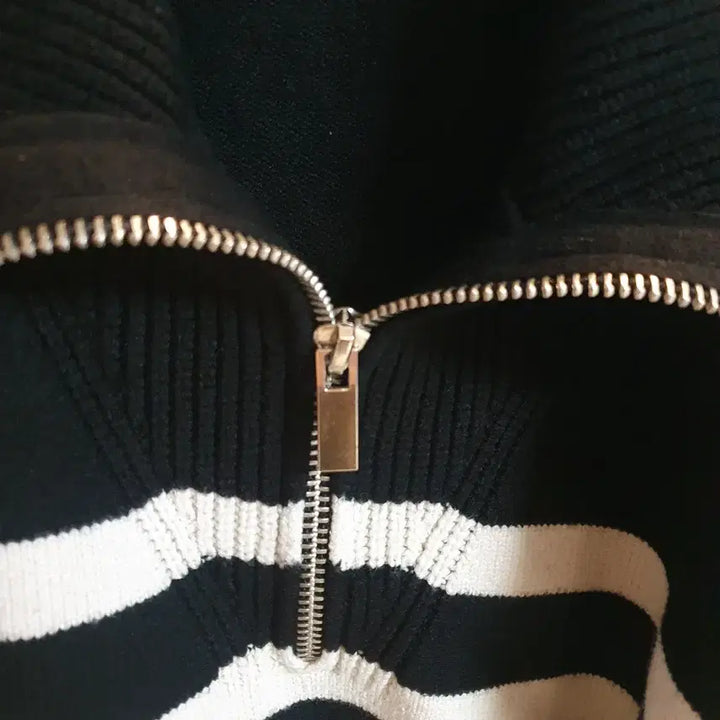 [BUNJANG] ZARA Knit Sweater / 자라 니트 스웨터/55-66