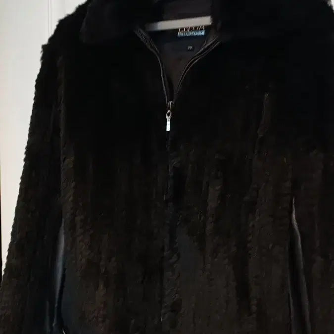 [BUNJANG] Liga Rabbit Fur &amp; Leather Half-Chest Jacket / 리가 토끼털 +가죽 반가슴 56 길이60