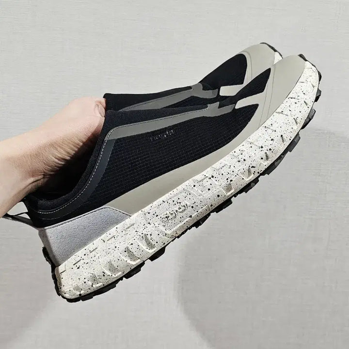 [BUNJANG] Norda x Haven 003 Quarry Trail Running Shoes / [285] 노다 x 헤븐 003 쿼리 (US 10.5)