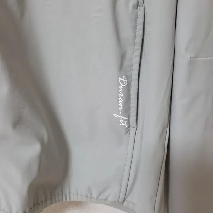 [SOLD OUT] 뒤란 프리미엄 후드 바람막이 자켓 소라그레이 L 여성 운동복