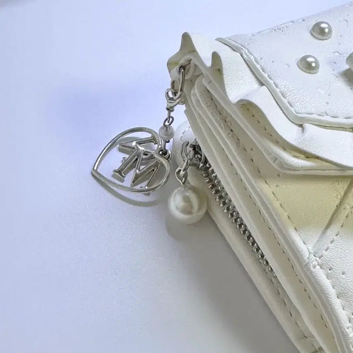 [BUNJANG] Noemi White Ribbon Wallet / 노에미 화이트 리본 반지갑