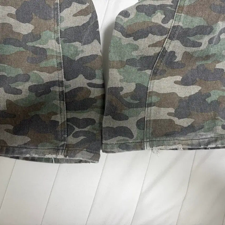 [BUNJANG] Fax Copy Express Camo Bootcut Pants / Fax Copy Express 카모 부츠컷