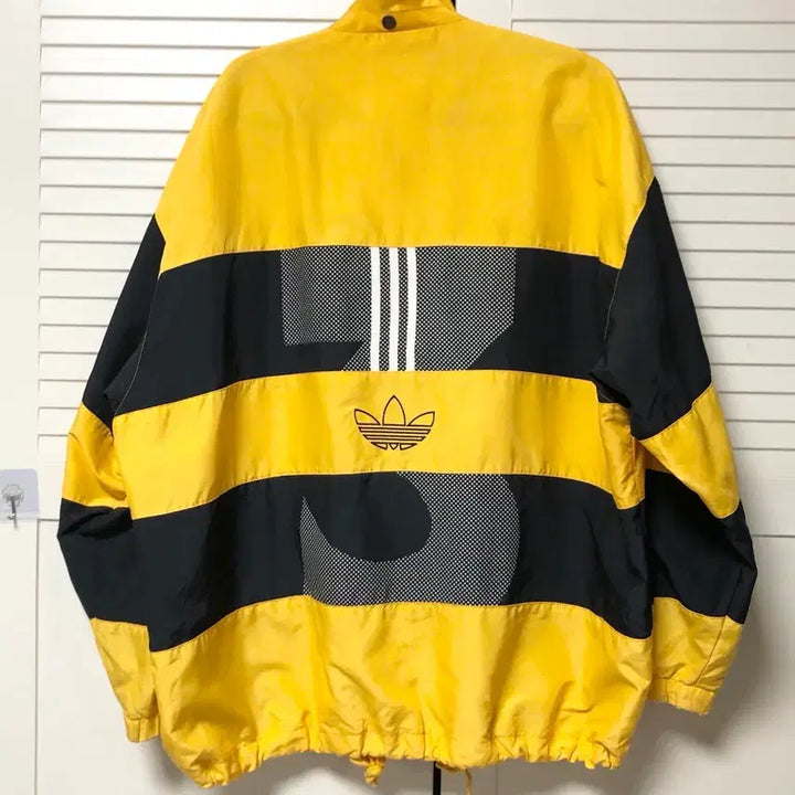 [SOLD OUT] 대장 아디다스 90s 바람막이 자켓 꿀벌 희귀