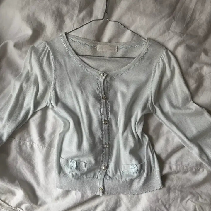 [BUNJANG] Sky Blue Ribbon Cardigan / 하늘색 리본 가디건