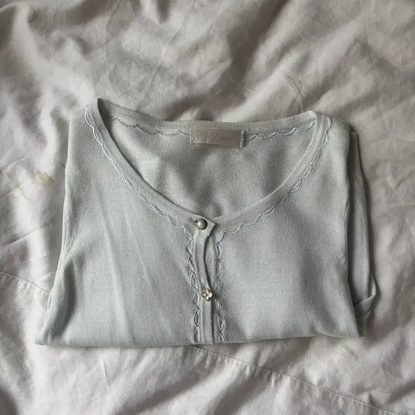 [BUNJANG] Sky Blue Ribbon Cardigan / 하늘색 리본 가디건