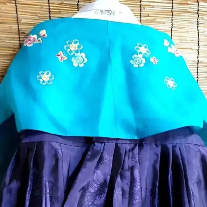 [BUNJANG] Floral Embroidered Hanbok Dress / 새제품)여성한복 하늘색 꽃자수 55~66~날씬77