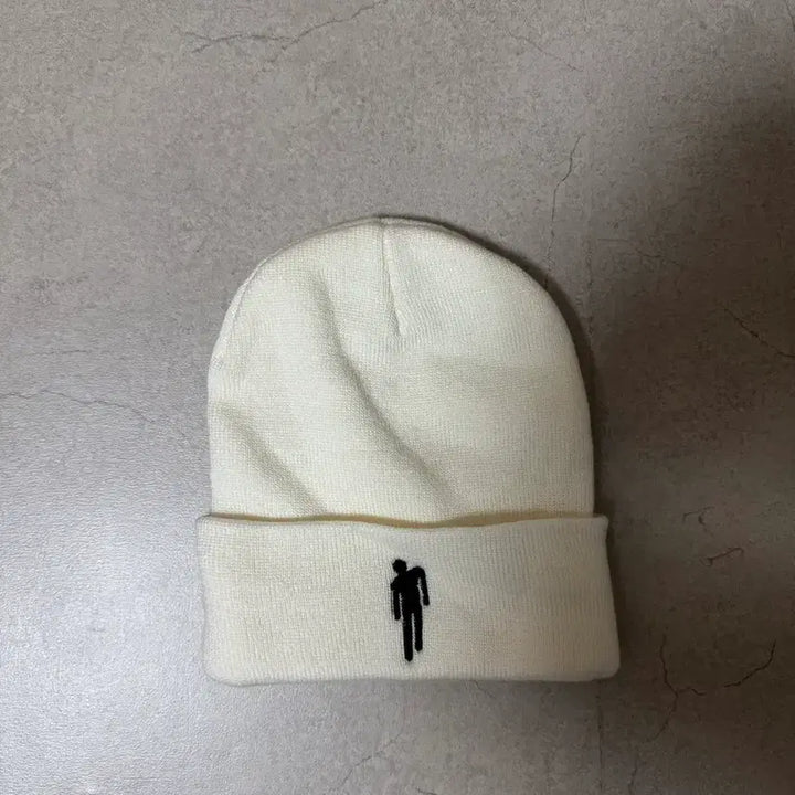 [SOLD OUT] 빌리 아일리시 화이트 후디+비니 셋업 머천다이즈