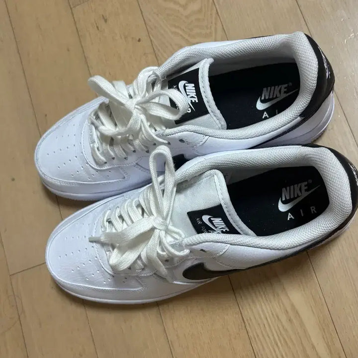 [SOLD OUT] 나이키 에어포스 280