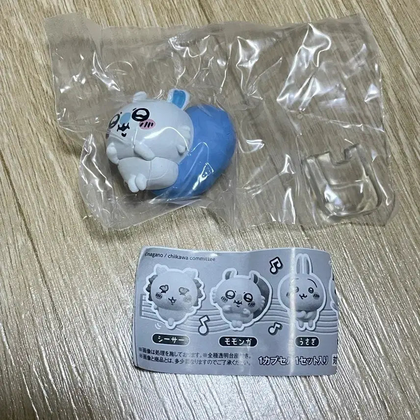 [BUNJANG] Chiikawa Monjjakgui Momonga Figure / 치이카와 먼작귀 모몽가 피규어