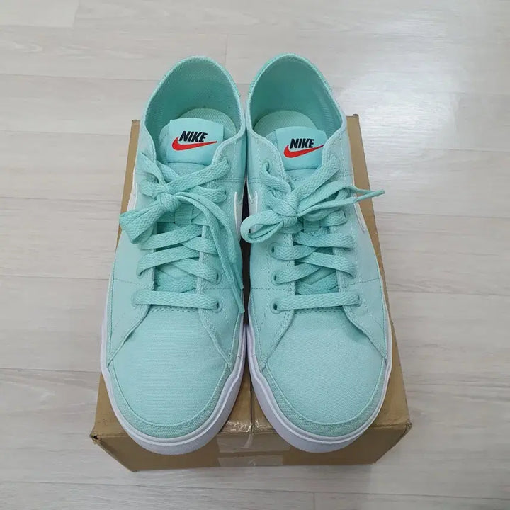 [SOLD OUT] NIKE 나이키 운동화스니커즈신발 코트레거시 캔버스 CZ0294-300