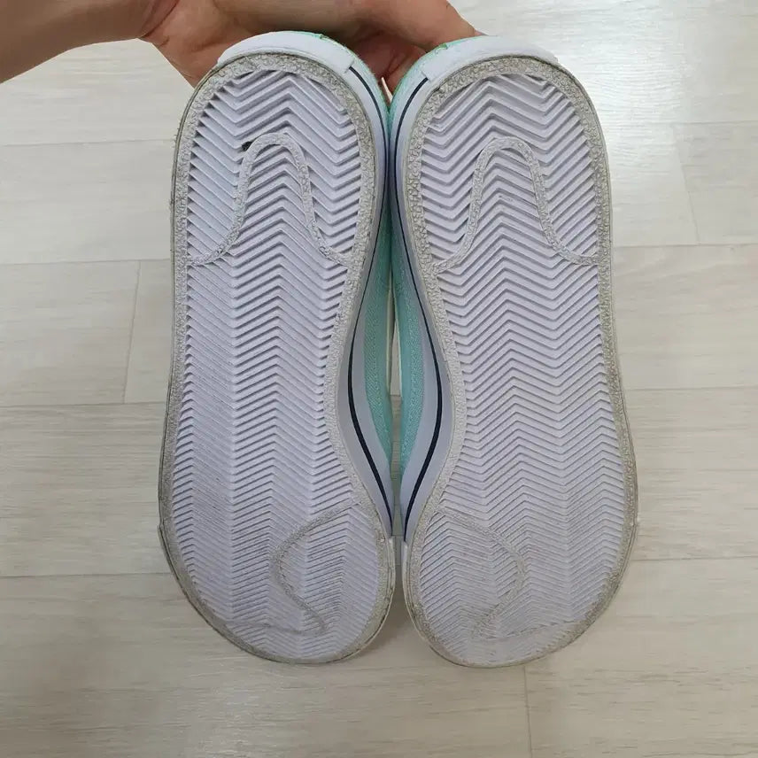 [SOLD OUT] NIKE 나이키 운동화스니커즈신발 코트레거시 캔버스 CZ0294-300