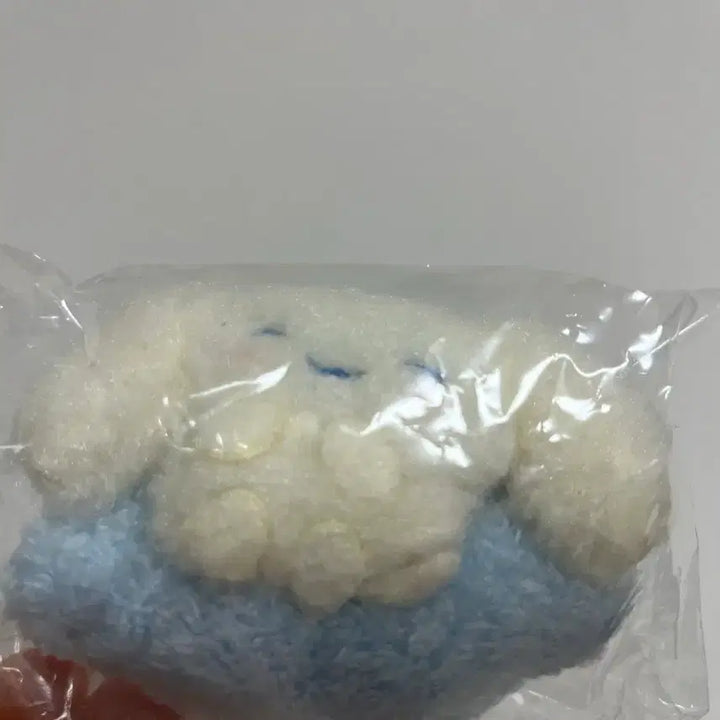 [BUNJANG] Sanrio Cinnamoroll Brooch / 산리오 일본 정품 시나모롤 브로치
