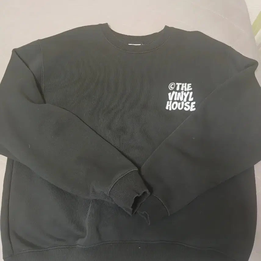 [BUNJANG] THE VINYL HOUSE Black Sweatshirt / THE VINYL HOUSE 블랙 맨투맨 티셔츠