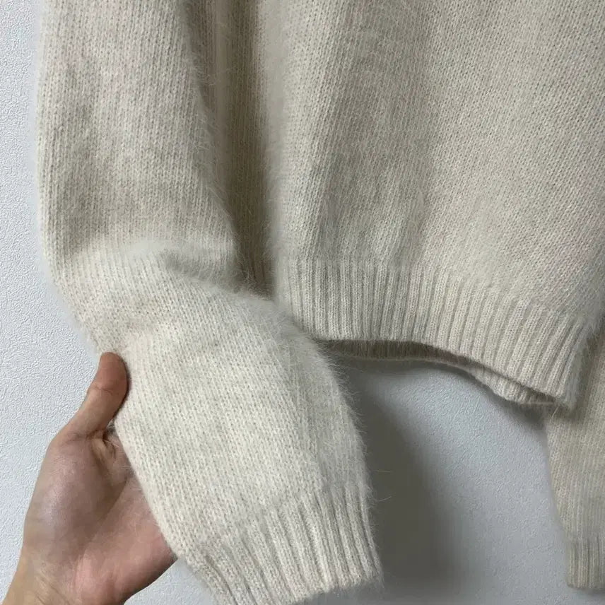 [BUNJANG] Studio Objet Open Collar Angora Blend Knit Sweater / studio objet 오픈카라 니트
