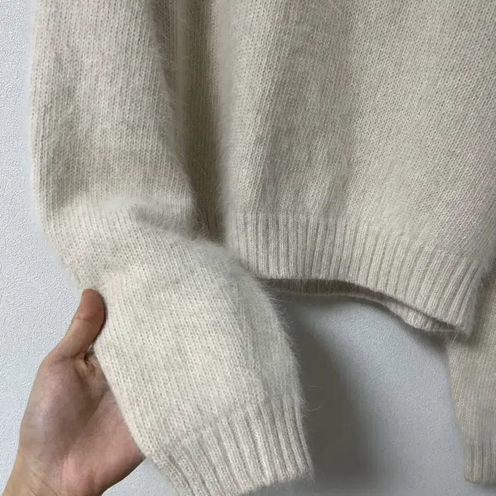 [BUNJANG] Studio Objet Open Collar Angora Blend Knit Sweater / studio objet 오픈카라 니트