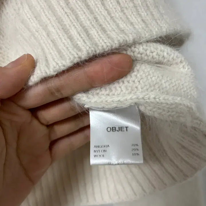 [BUNJANG] Studio Objet Open Collar Angora Blend Knit Sweater / studio objet 오픈카라 니트