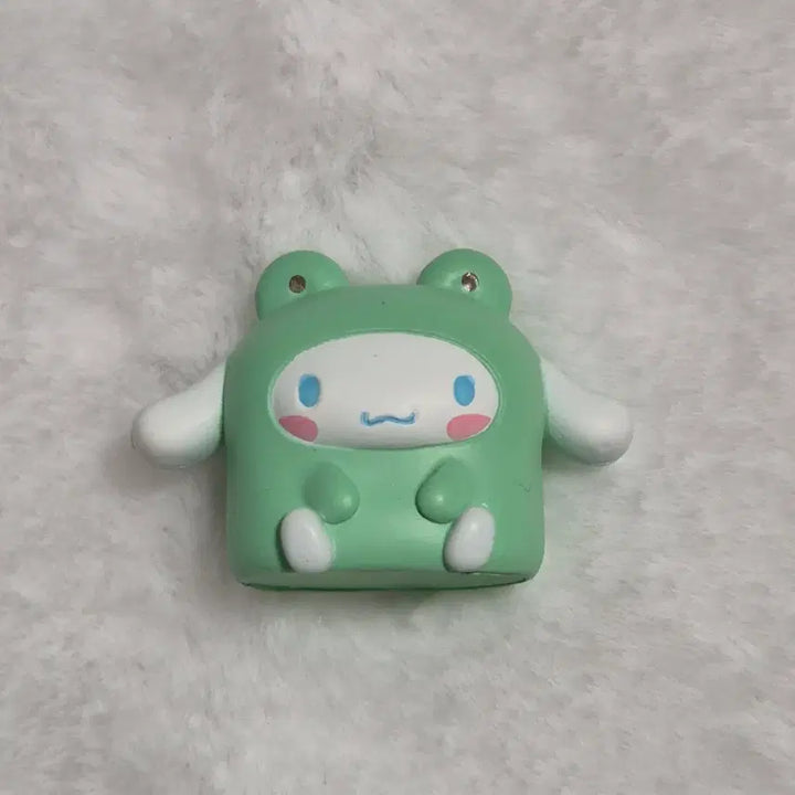 [BUNJANG] Sanrio Cinnamoroll Mini Animal Gacha Figure / 시나모롤 미니 애니멀 가챠피규어